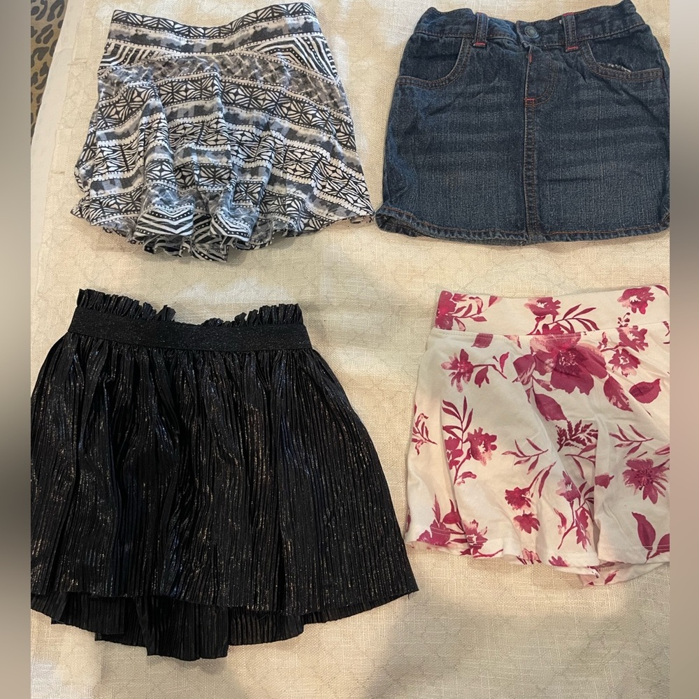 Girls skirt bundle